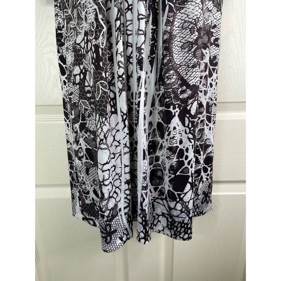 Style & Co Blouse Women Size XL Short Sleeve Black White Geometric Stretch Studs - Picture 4 of 11